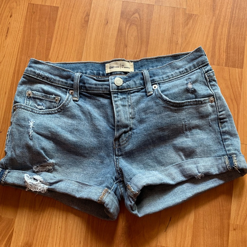 GAP 3in shorts